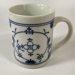 Vintage Germany Bavaria Blue and White Strawflower Design Mug Generic tea cup